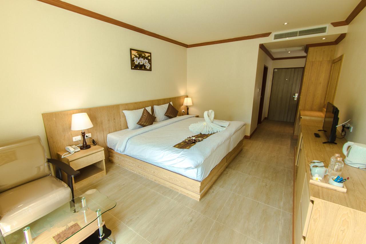 Airport Beach Hotel Phuket - Sha Extra Plus Nai Yang Exterior photo