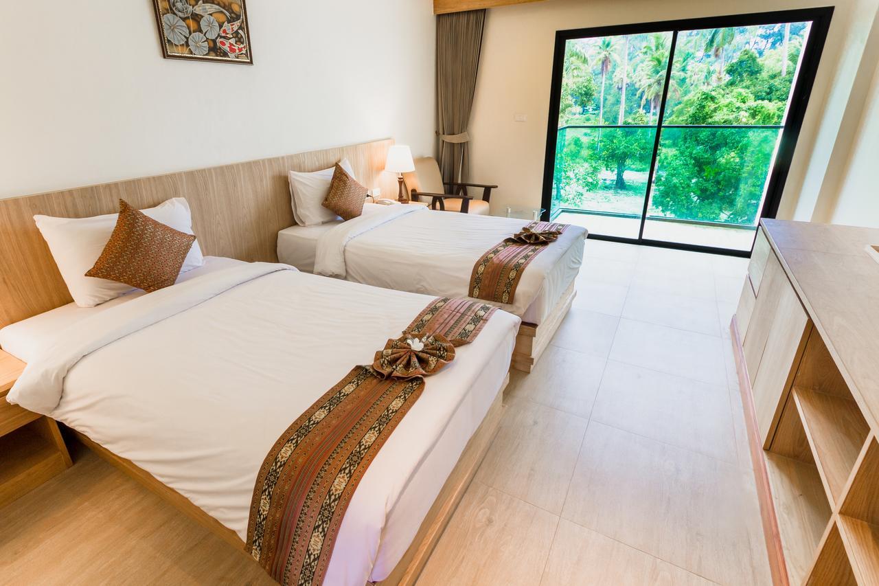 Airport Beach Hotel Phuket - Sha Extra Plus Nai Yang Exterior photo
